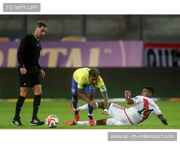 内马尔轻触直塞再次为巴西前场撕开大洞，巴西足球的秘密武器