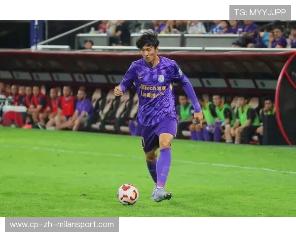 天津津门虎闪击发难,谢维军低射洞穿球门 天津津门虎闪击发难,谢维军低射洞穿球门